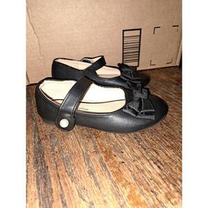 New Girls Size 9 Funkymonkey Black Bow Hook and Loop Flat Shoes